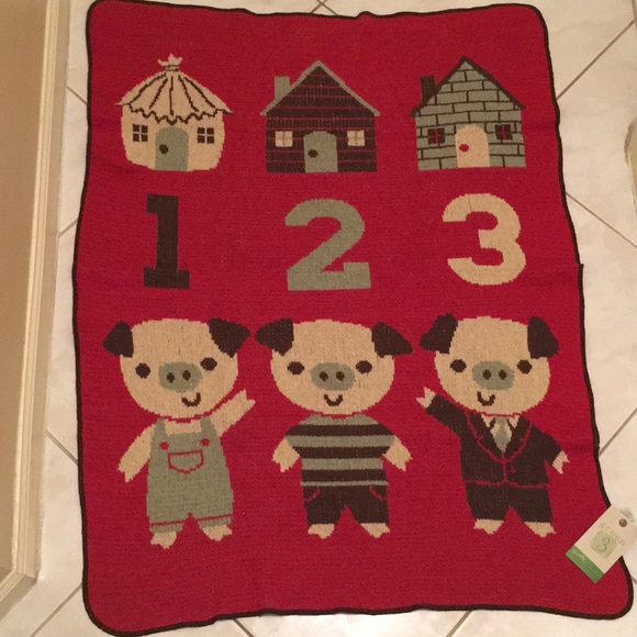 Green3Apparel Other - 3 Pigs Throw Jr from Green3Apparel -NWT